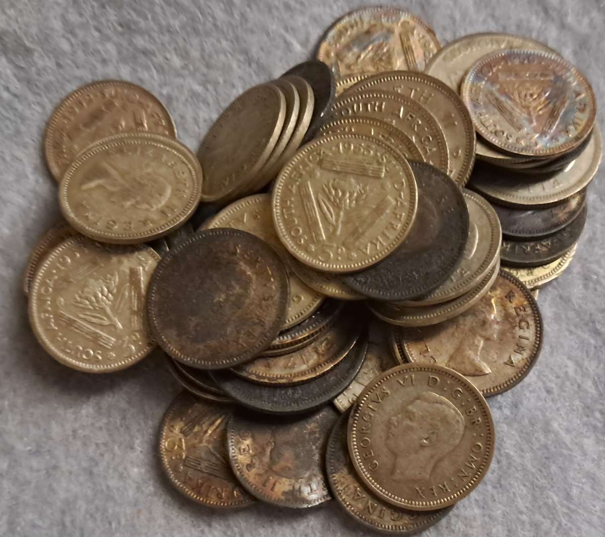 100 GRAM UNION OF SOUTH AFRICA  3 & 6 PENCE LOT