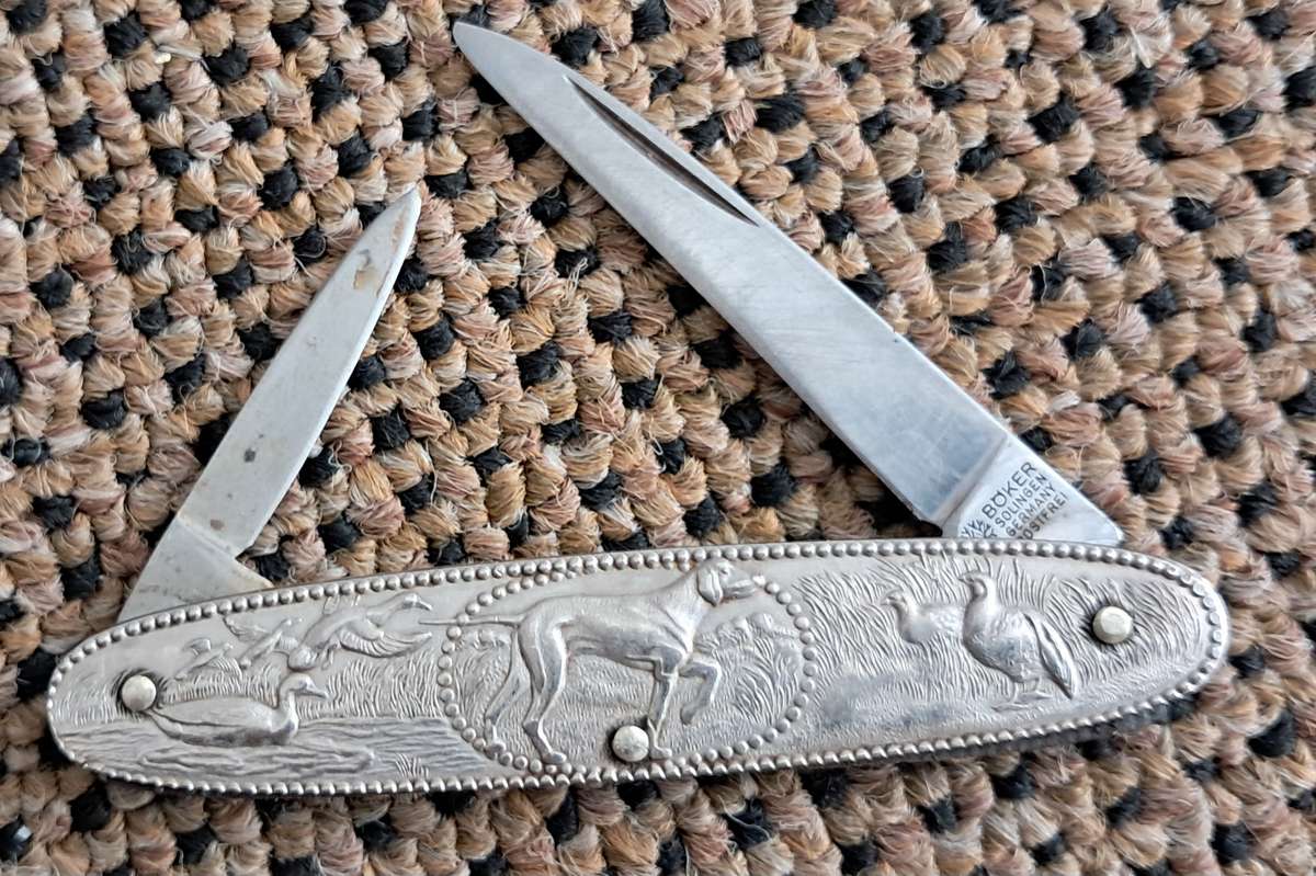 VINTAGE BOKER KNIFE : POINTER DOG HUNTING