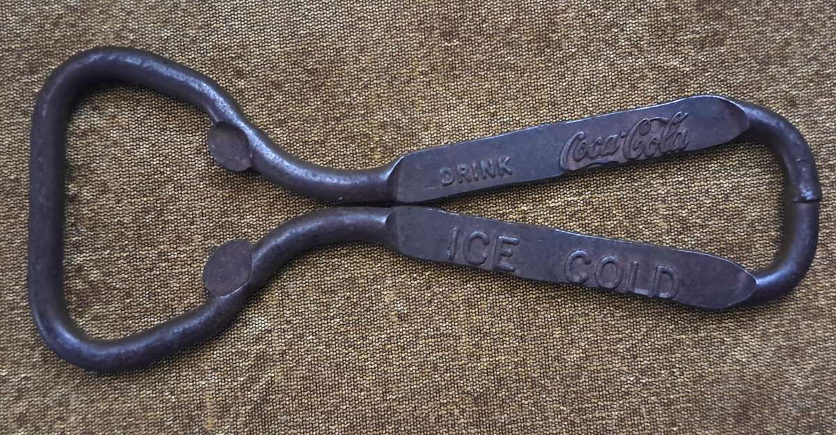 COCA  -  COLA VINTAGE BOTTLE OPENER