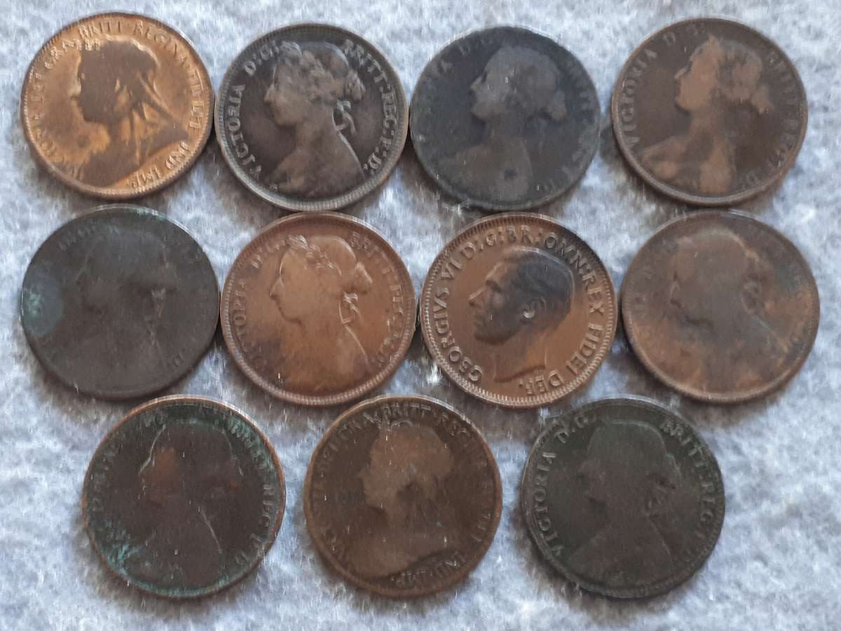1860 + GREAT BRITAIN HALF PENNY LOT