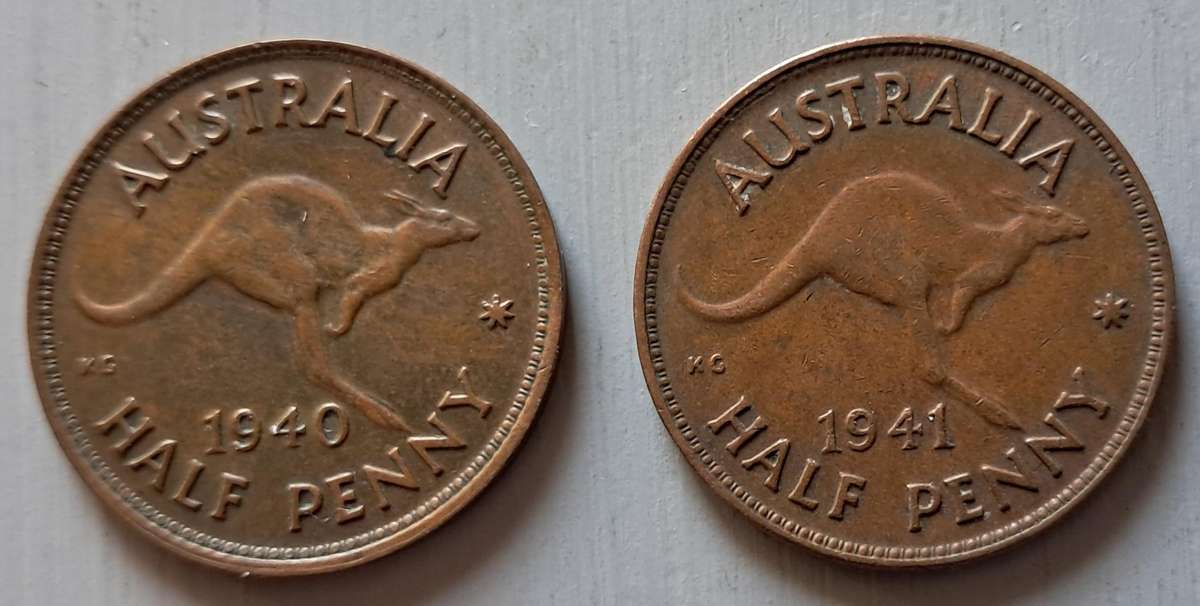 1940 & 44 AUSTRALIA HALF PENNY PAIR