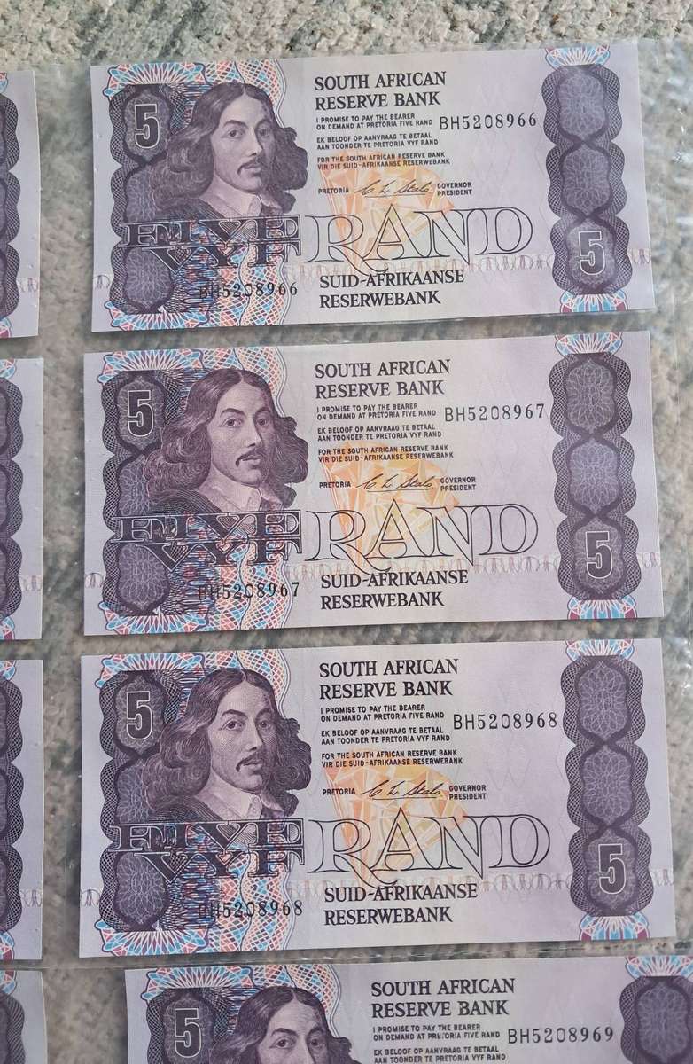 12 X RSA FIVE RAND : ABOVE AVERAGE CONDITION