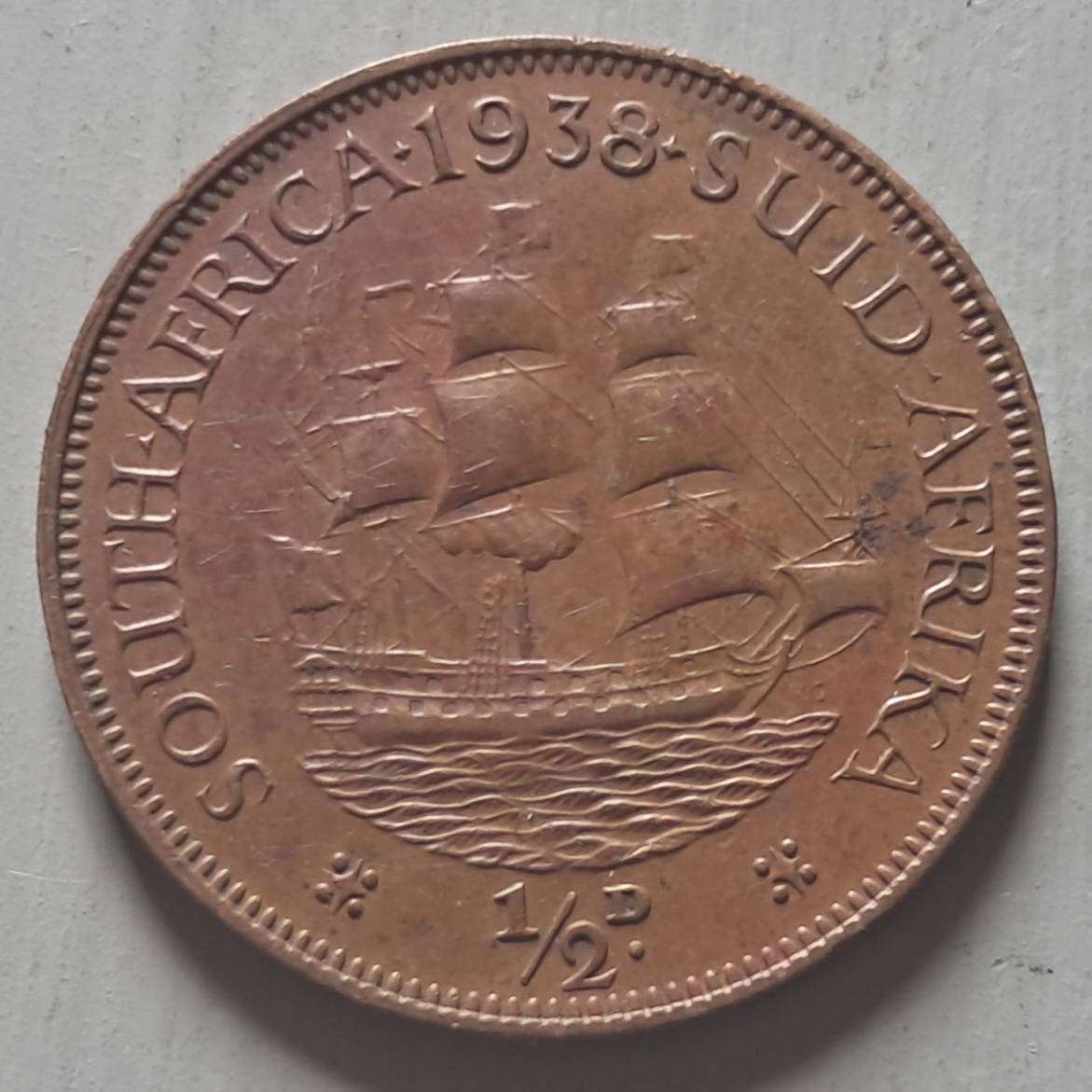 1938 UNION OF SOUTH AFRICA : 1/2  PENNY : BETTER THAN AVERAGE
