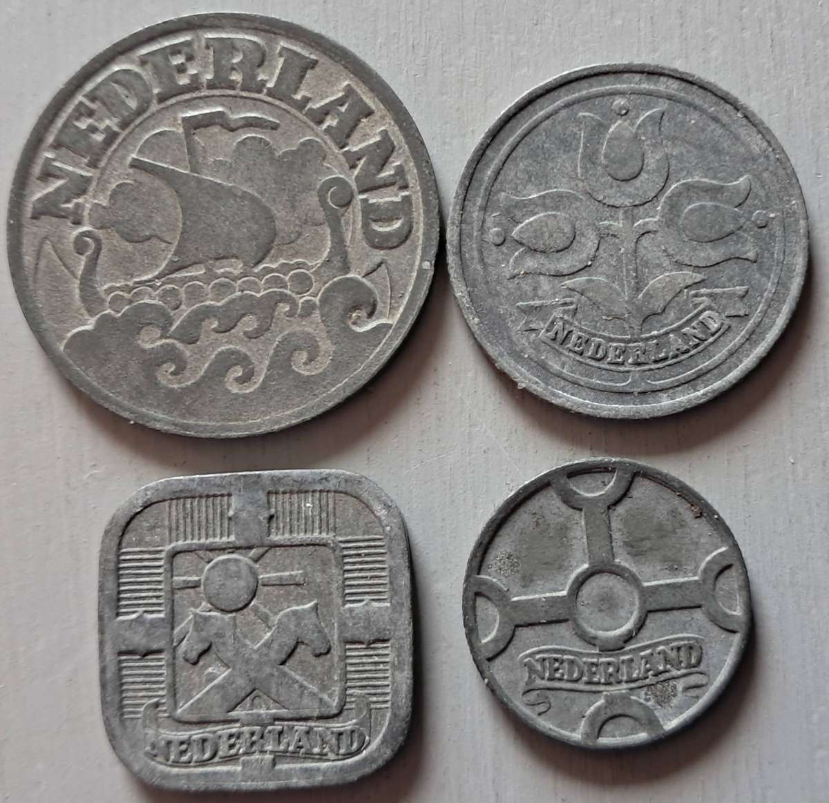 1942 NETHERLANDS  25 , 10 , 5 & 1 CENT SET