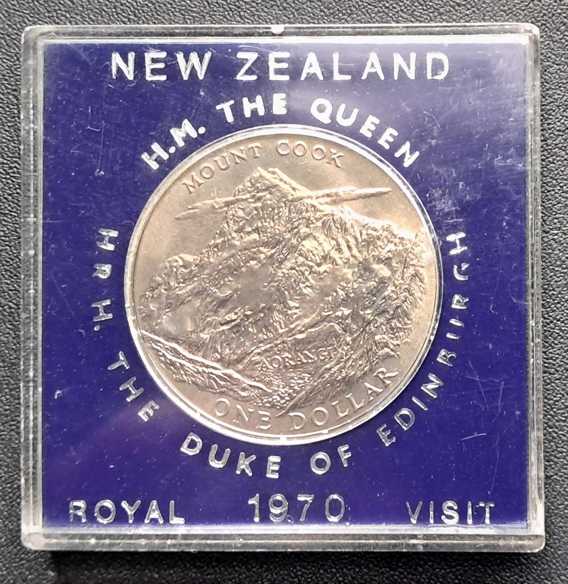 1970 NEW ZEALAND ONE DOLLAR : ROYAL VISIT : ONLY 285 000