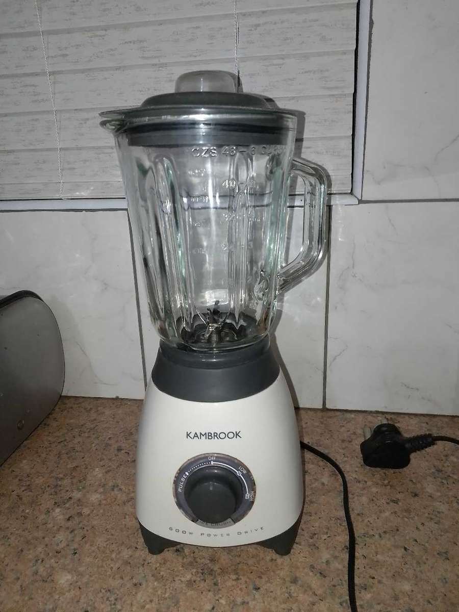 KAMBROOK BLENDER WITH GLASS JUG FOR REPAIRS