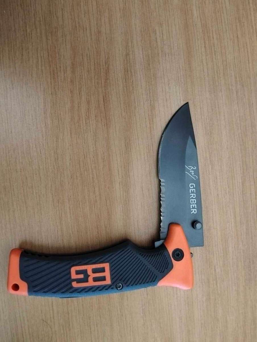 Pocket Knife - Bear Grylls Gerber Folding Knife
