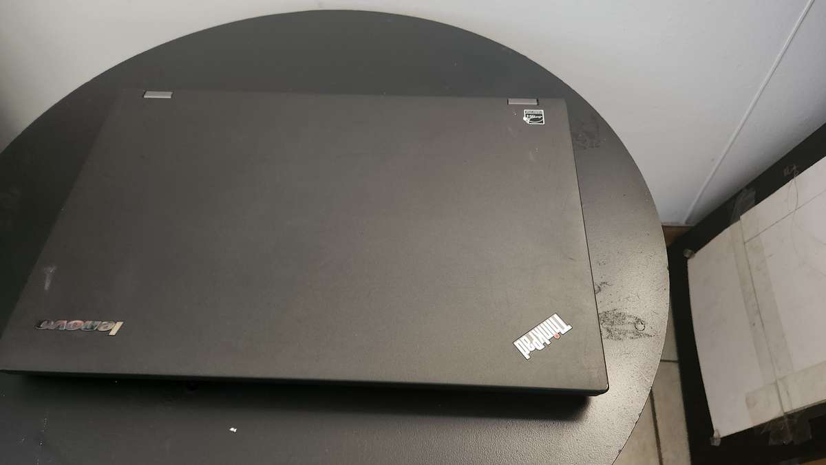 LENOVO THINKPAD T540p- (15.6`) CORE i7-4600M, 4GB DDR3 RAM, 500GB HDD - WINDOWS 10