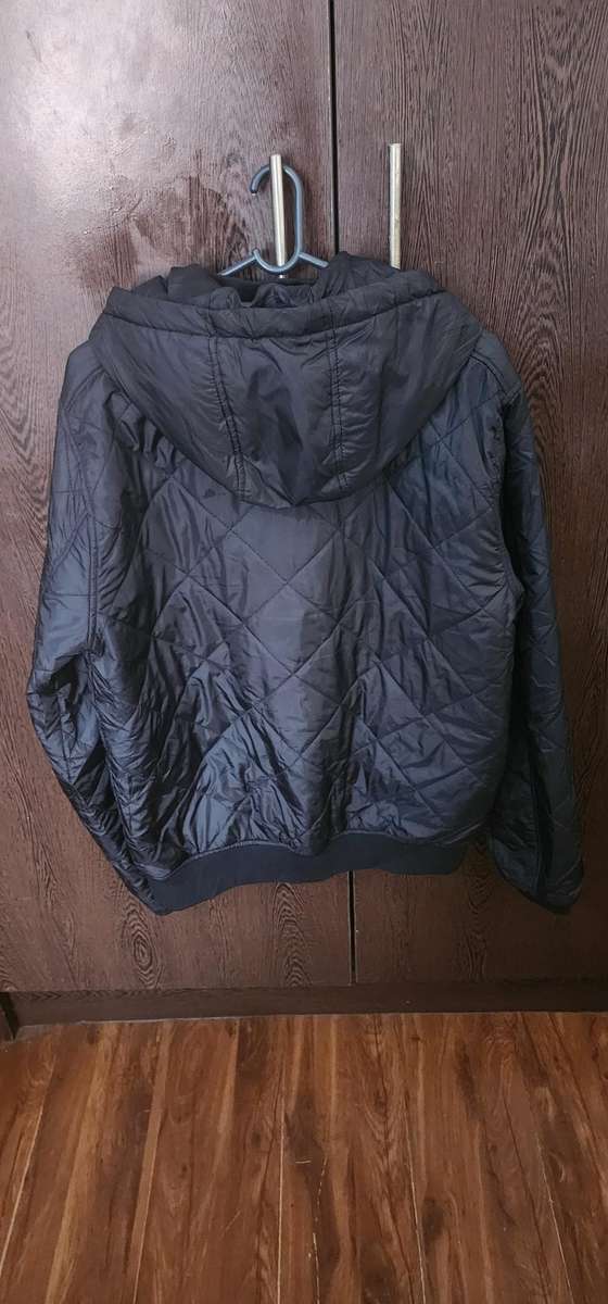 Kiabi - European Male Winter Puffer  (large)