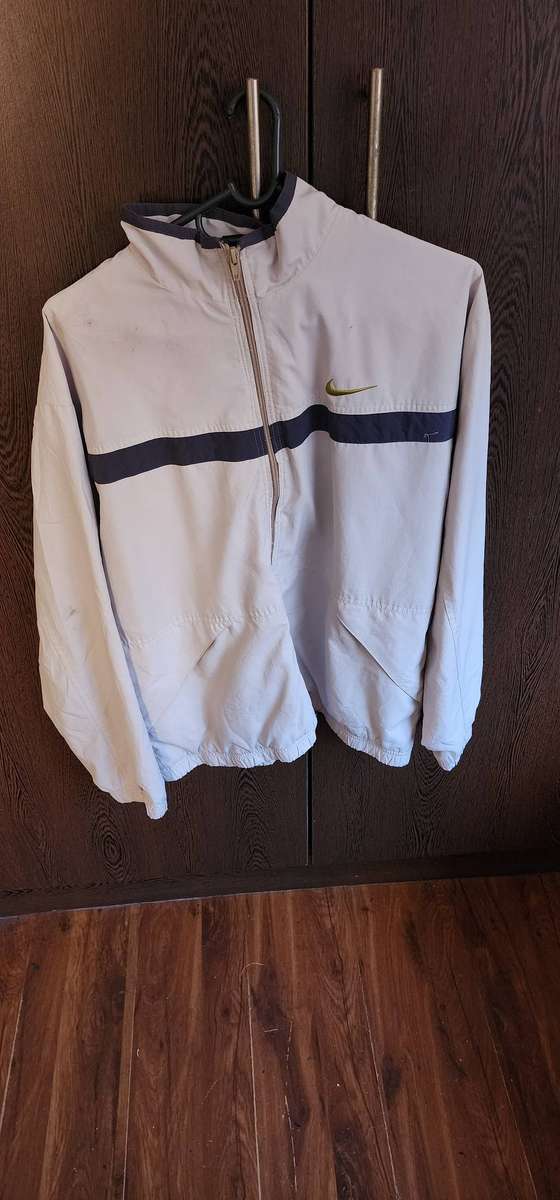 Nike retro - European Male Sport Track top-  Size 40 Medium