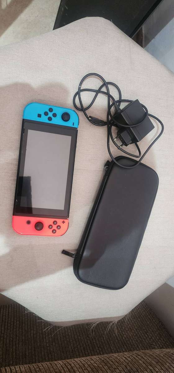 Nintendo Switch Console v2 + charger & pouch - Neon Blue & Red