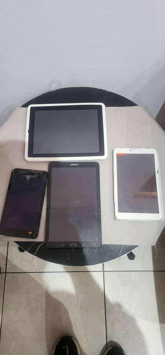 4x Android Tablets (JOB LOT) - SOLD AS IS