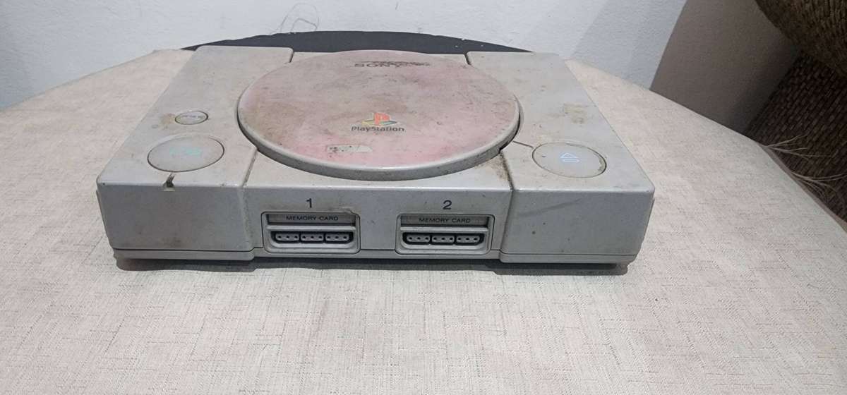 Ps1 phat console (JOB LOT) - SOLD AS IS
