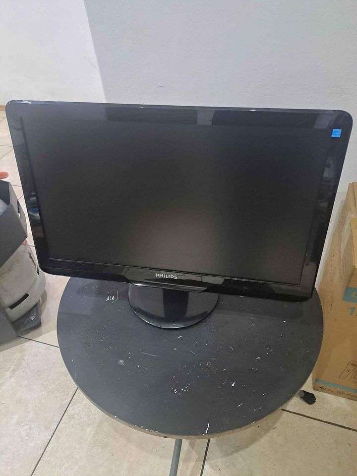 PHILIPS 222EL2SB LED monitor with SmartTouch -Full HD LED Monitor