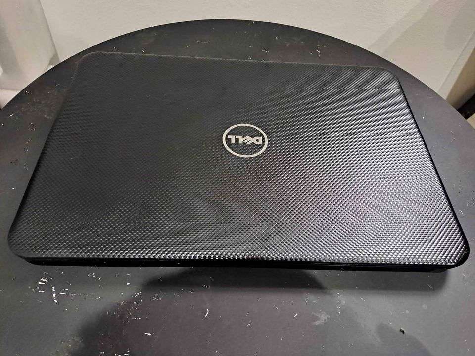 DELL INSPIRON 15 3521- (15.6") CORE CELERON- 1007U, 4GB DDR3 RAM, 320GB HDD!!!! GREAT DEAL