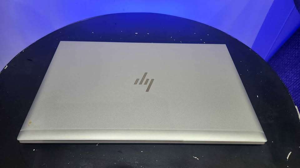 HP EliteBook 850 g8 (15.6")  i5-11th gen, 16gb ddr4 ram, 256gb m.2 ssd