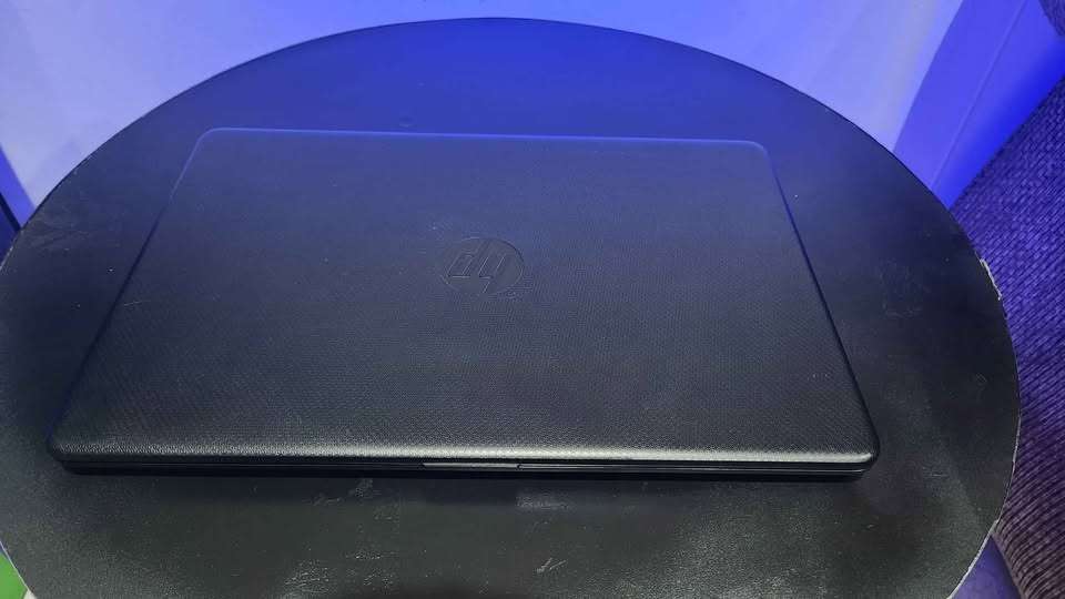 HP 15-dw3007ni notebook - (15.6") Dual Core i3 -1115G4, 8GB ddr4 ram, 1TB hard drive