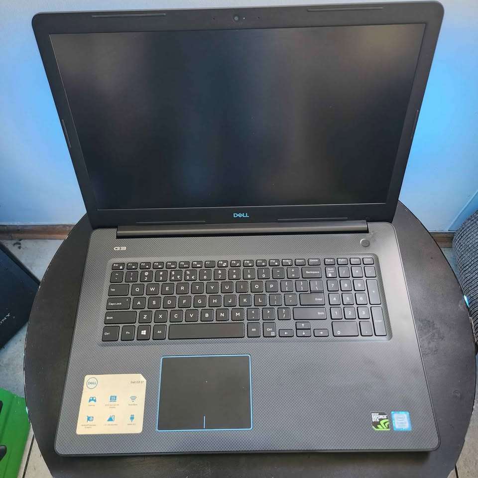 Dell Inspiron G3 17-3779 -17.3"- i7-8th gen, 16gb ram, 512gb m.2 ssd +1tb hdd- Nvidia gtx 1050ti