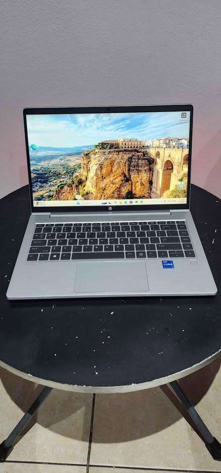 HP ProBook 440 g9 (14") Deca-core i7-12th gen, 16gb ddr4 ram, 512gb nvme ssd -warranty 2027