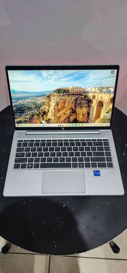 HP ProBook 440 g9 (14") Deca-core i7-12th gen, 16gb ddr4 ram, 512gb nvme ssd -warranty 2027