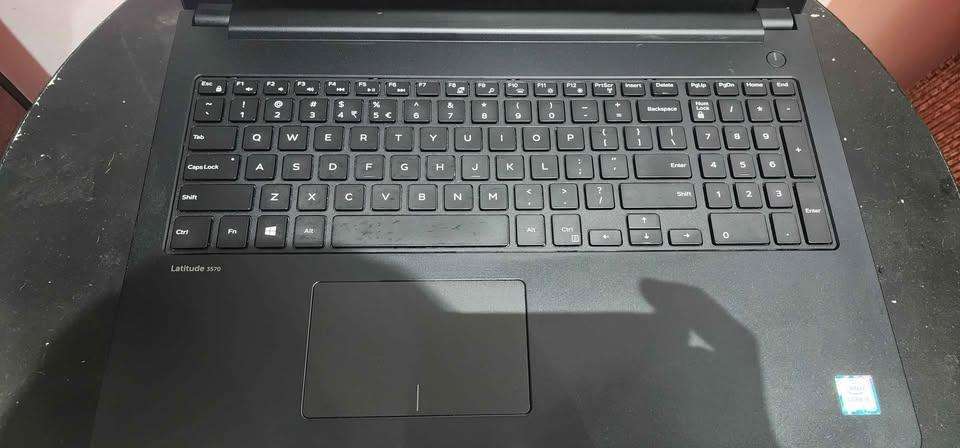 DELL LATITUDE 3570- (15.6`) INTEL CORE i5- 6200U, 12GB RAM, 256GB SSD