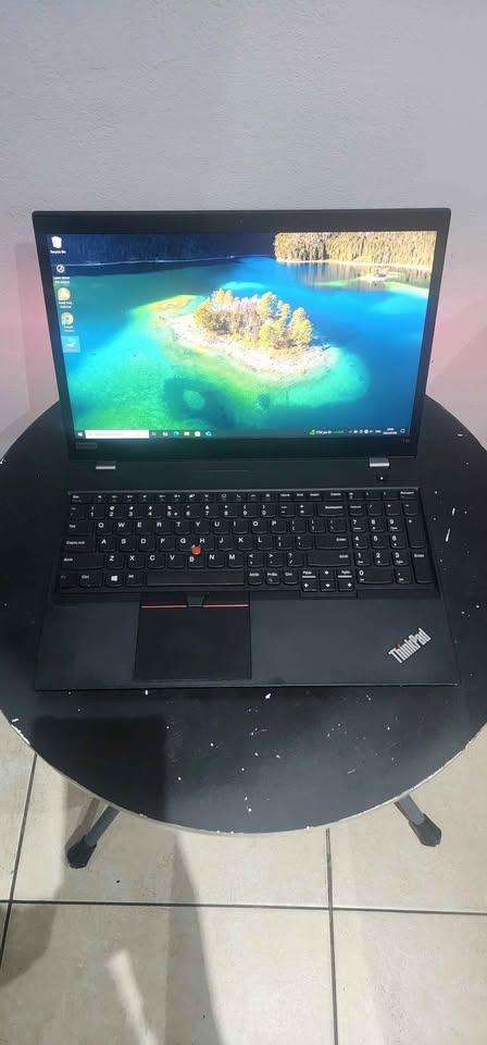 Lenovo Thinkpad T15 gen1 (15.6") Quad core i7 -10th gen, 16gb ddr4 ram, 1tb ssd, intel UHD