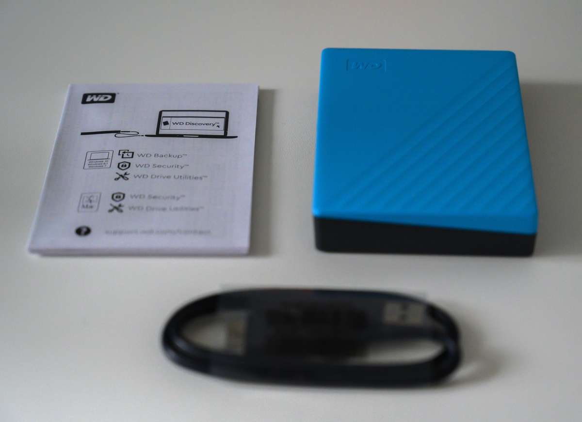 Western Digital My Passport Portable 4TB Hard Drive Baby blue 2.5"