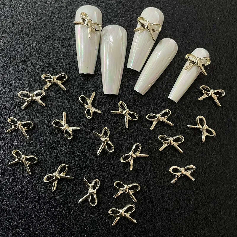 Alloy Butterfly Nail Rhinestones 10pcs -   Gold