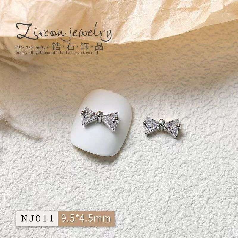 Nail Bow Tie 03# Rhinestone 2pcs -  Silver- 9.5x4.5mm