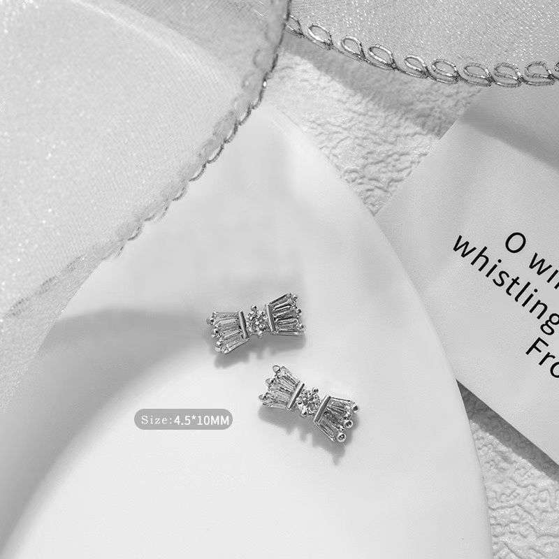 Nail Bow Tie 07# Rhinestone 2pcs -   Silver - 4.5x10mm
