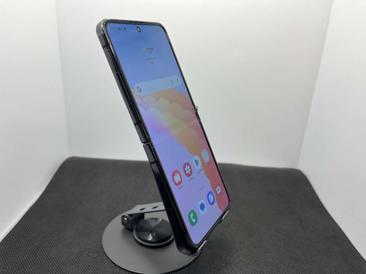 Samsung Galaxy Z Flip 4 256GB Graphite