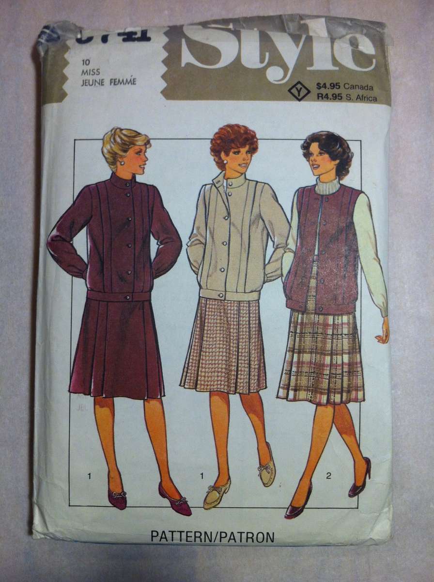 Style 3741 Jacket & Skirt. Size 10. Complete