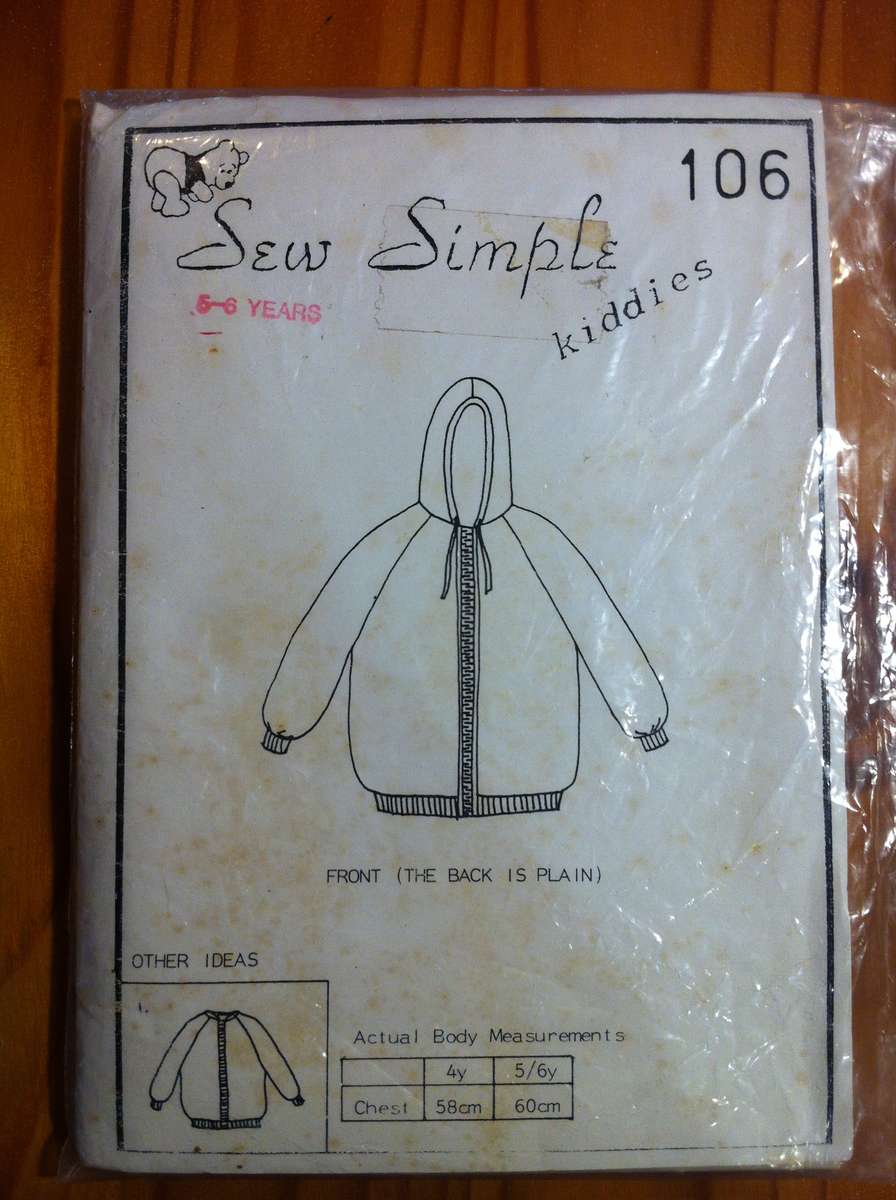 Sew Simple Kiddies Hoodie. Size 5-6 Years. Complete. Uncut F/F