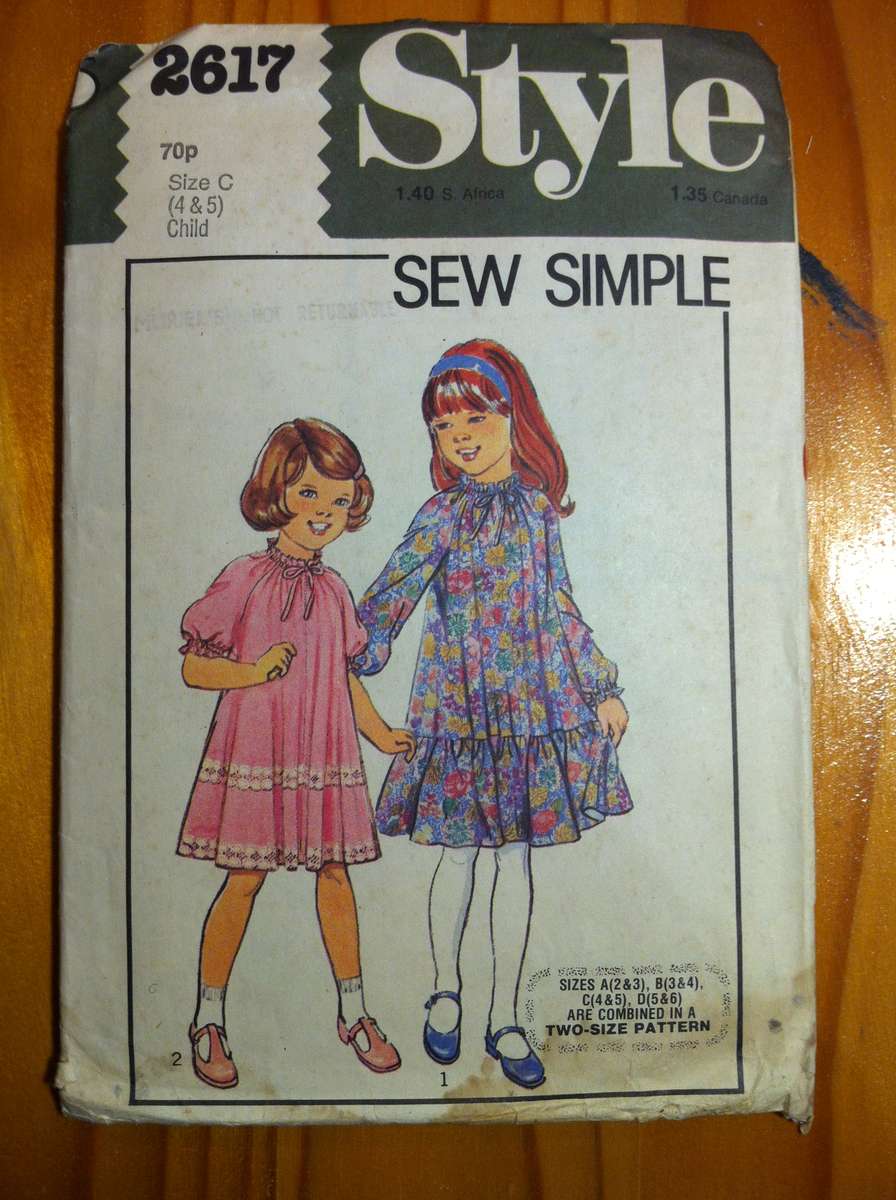 Style 2617 Child's Dress. Size 4 & 5. Chest 58-61 cm. Complete