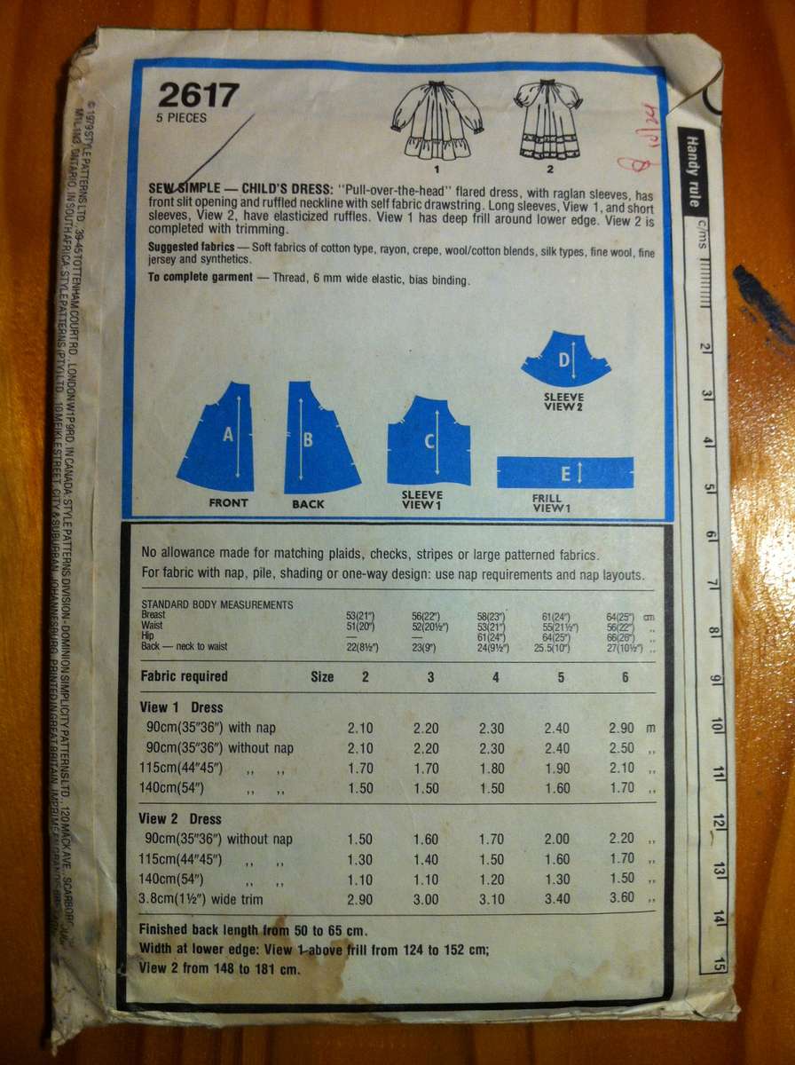 Style 2617 Child's Dress. Size 4 & 5. Chest 58-61 cm. Complete