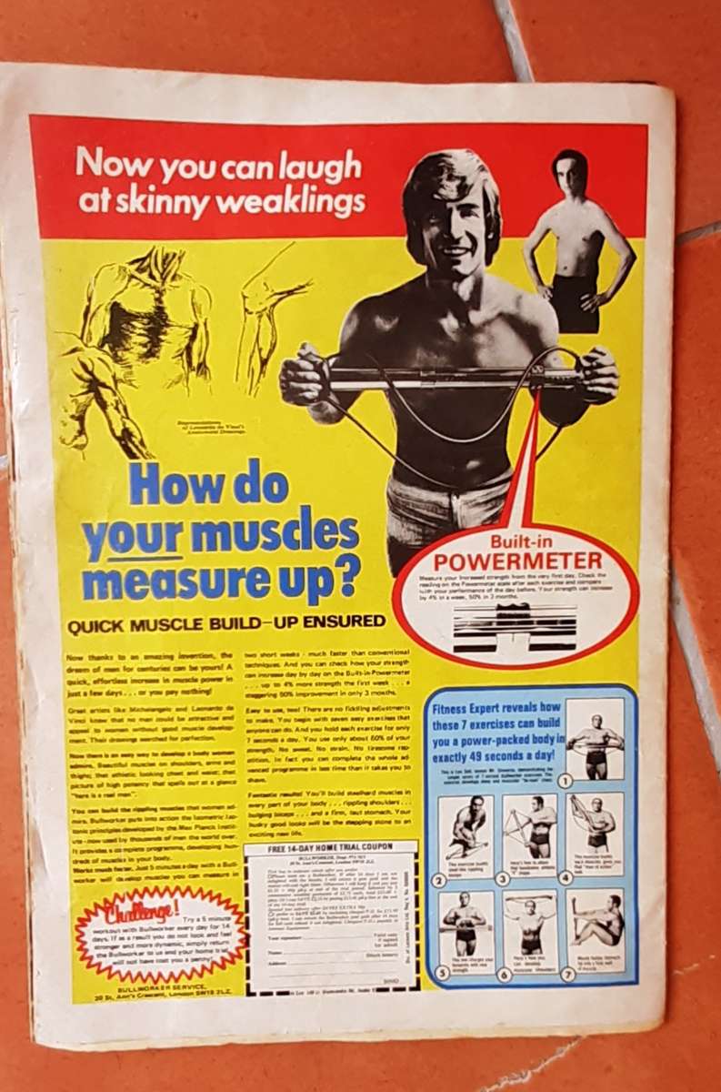 Vintage KUNG FU SCRAPBOOK ( 75 No 1 )