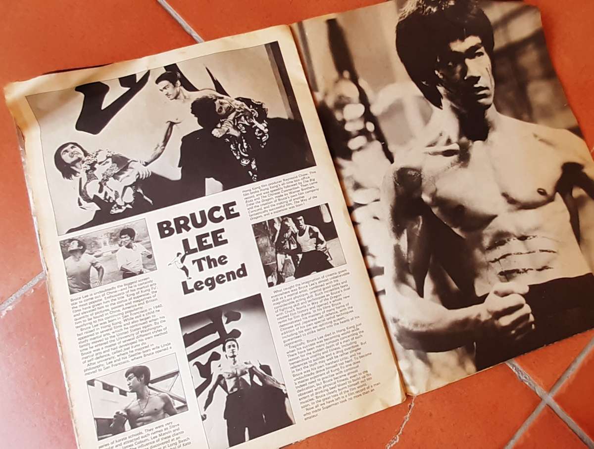 Vintage KUNG FU SCRAPBOOK ( 75 No 1 )