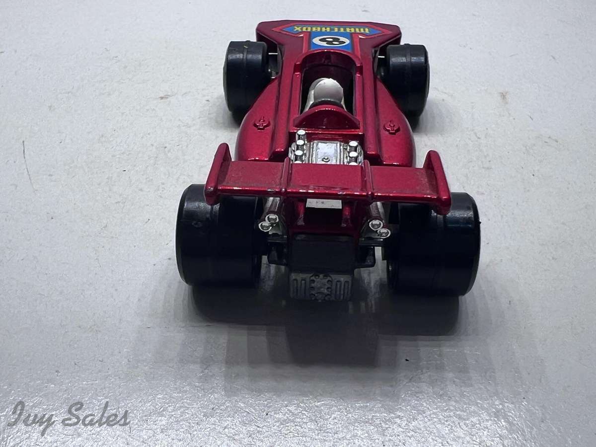 MATCHBOX SUPERFAST #24 Team Matchbox