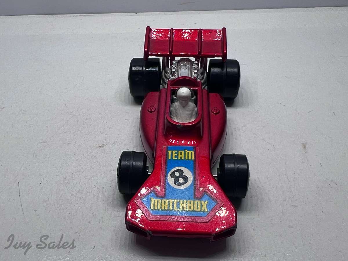 MATCHBOX SUPERFAST #24 Team Matchbox