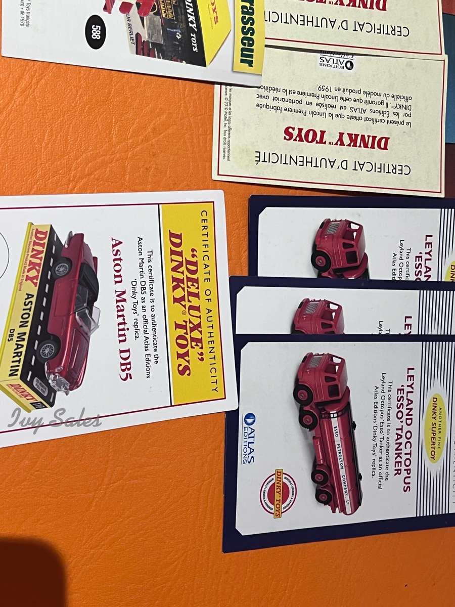 ATLAS DINKY SET OF ITEMS