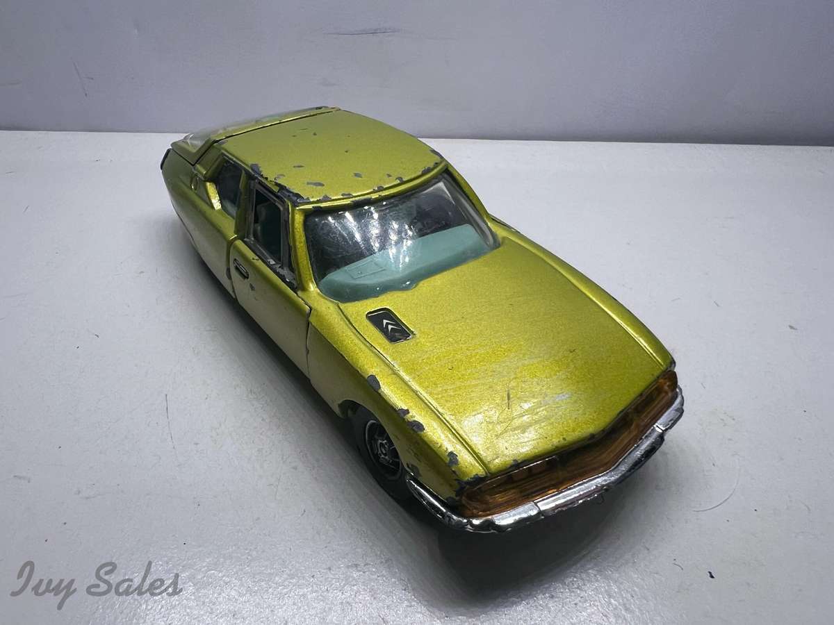 CORGI TOYS WHIZZWHEELS #284 CITROEN SM