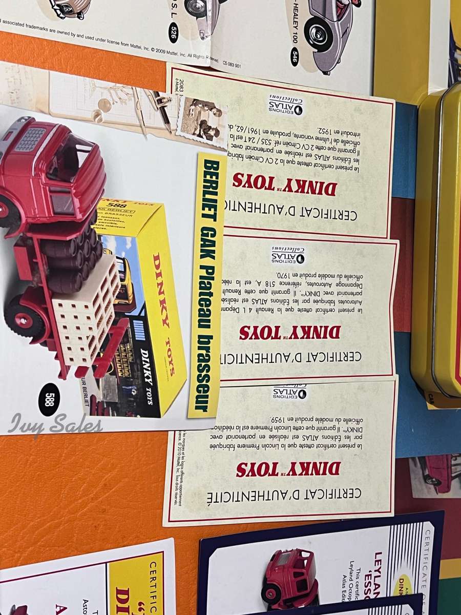 ATLAS DINKY SET OF ITEMS