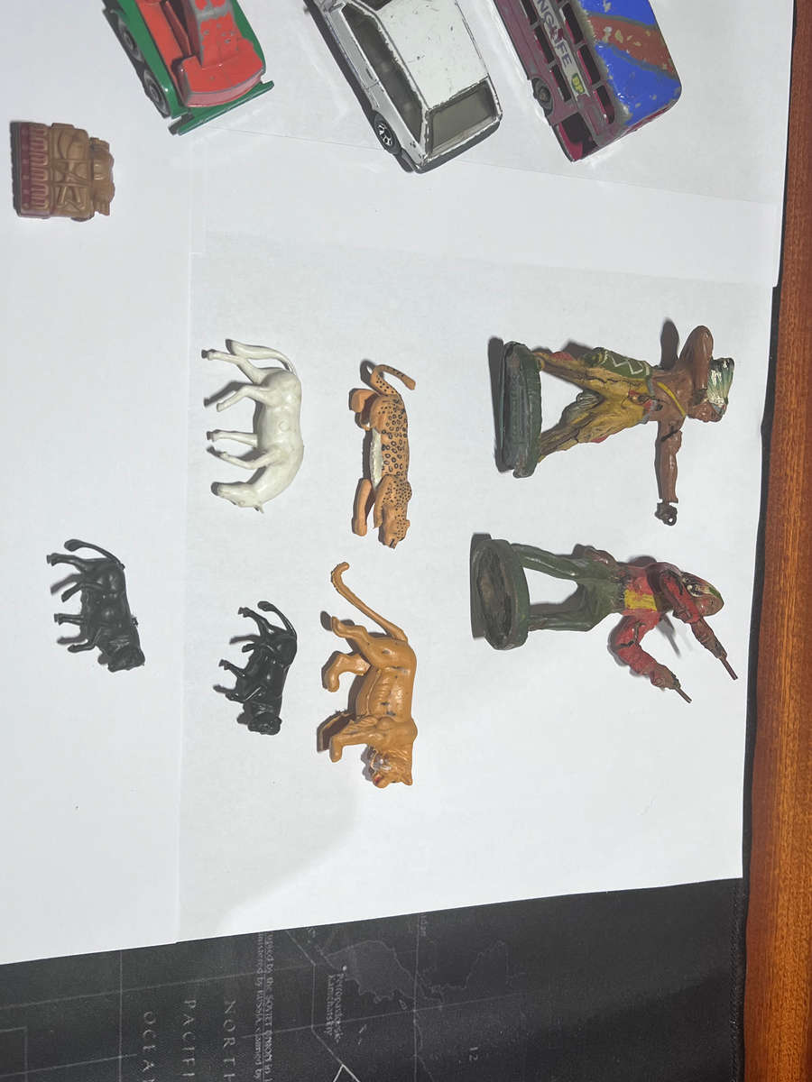 Matchbox and Accessory Lot