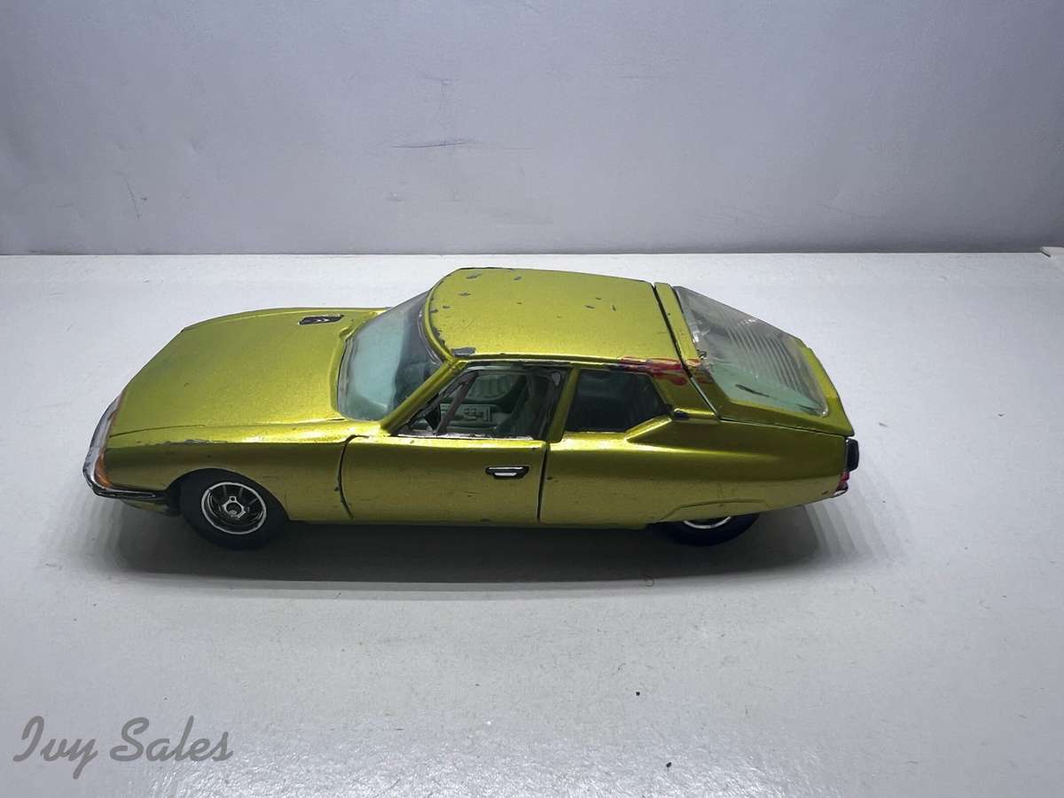 CORGI TOYS WHIZZWHEELS #284 CITROEN SM