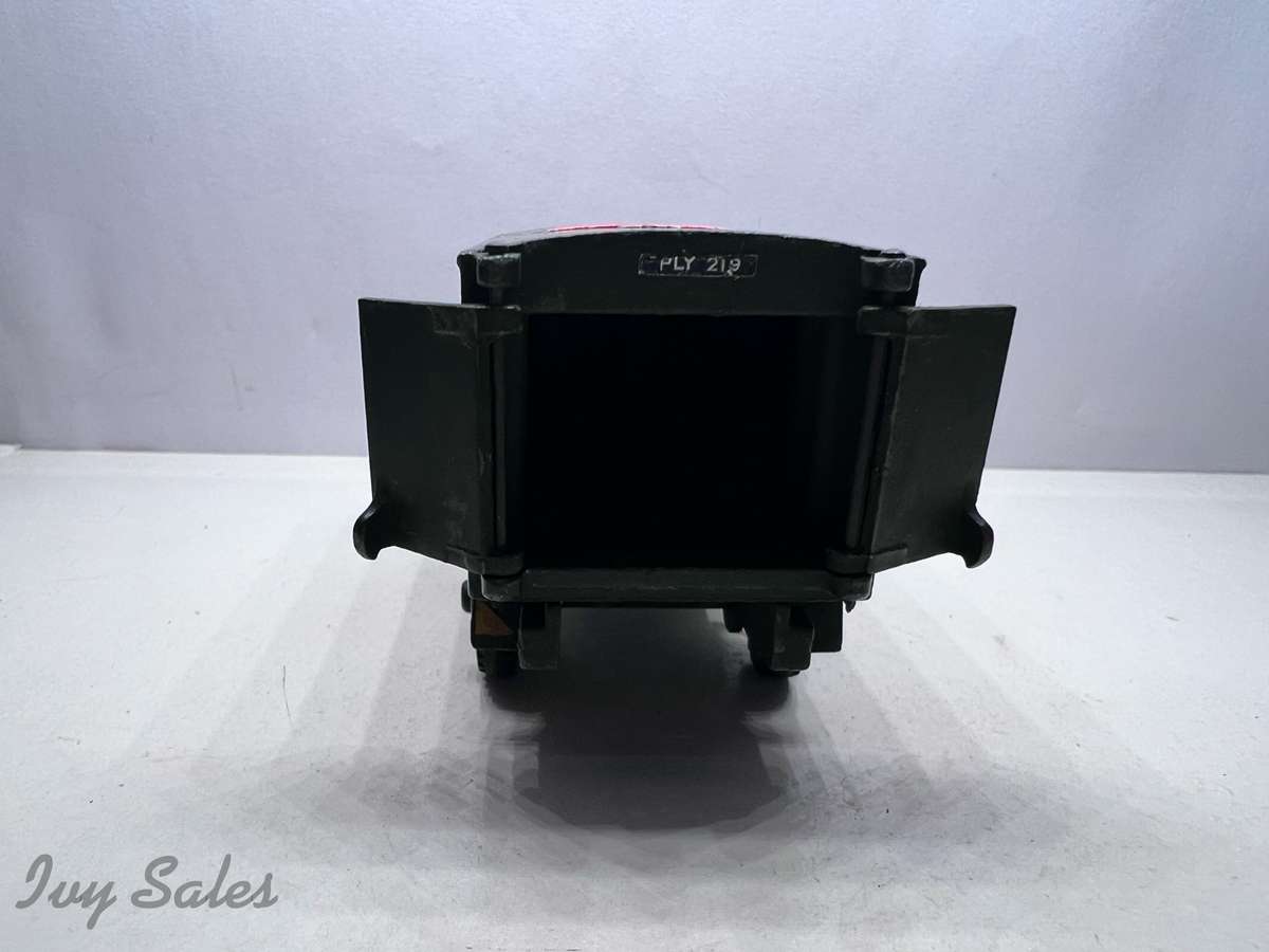 DINKY TOYS #626 FORDSON MILITARY AMBULANCE