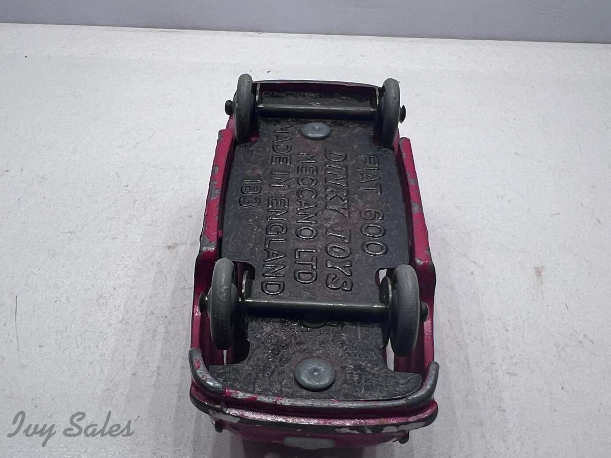 Dinky Toys #183 Fiat 600