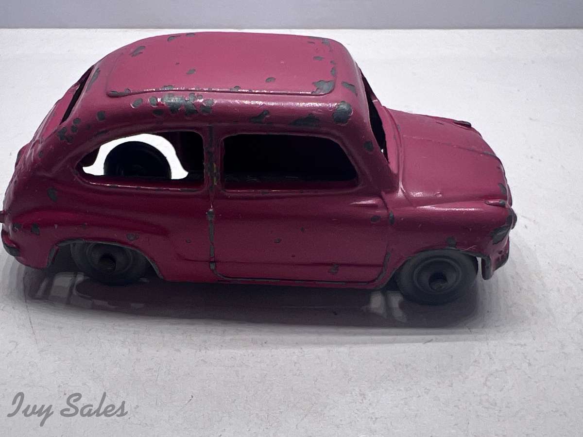 Dinky Toys #183 Fiat 600