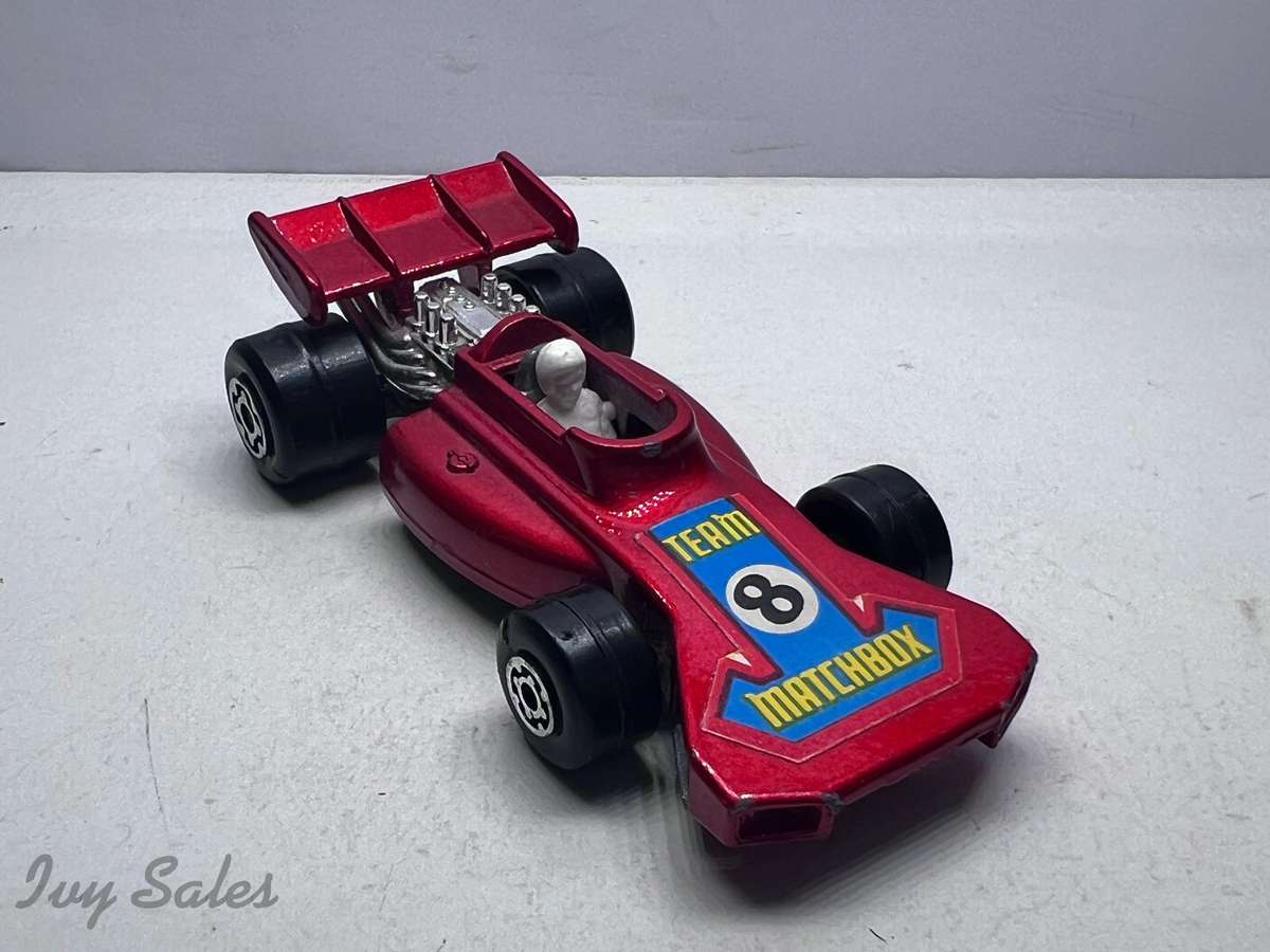 MATCHBOX SUPERFAST #24 Team Matchbox