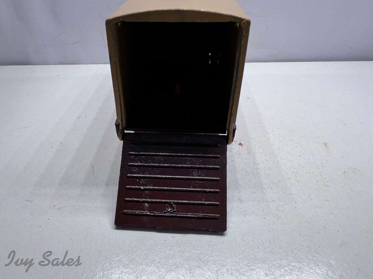 Budgie Toys #220 - Leyland Hippo-20H9 Livestock Transporter Truck