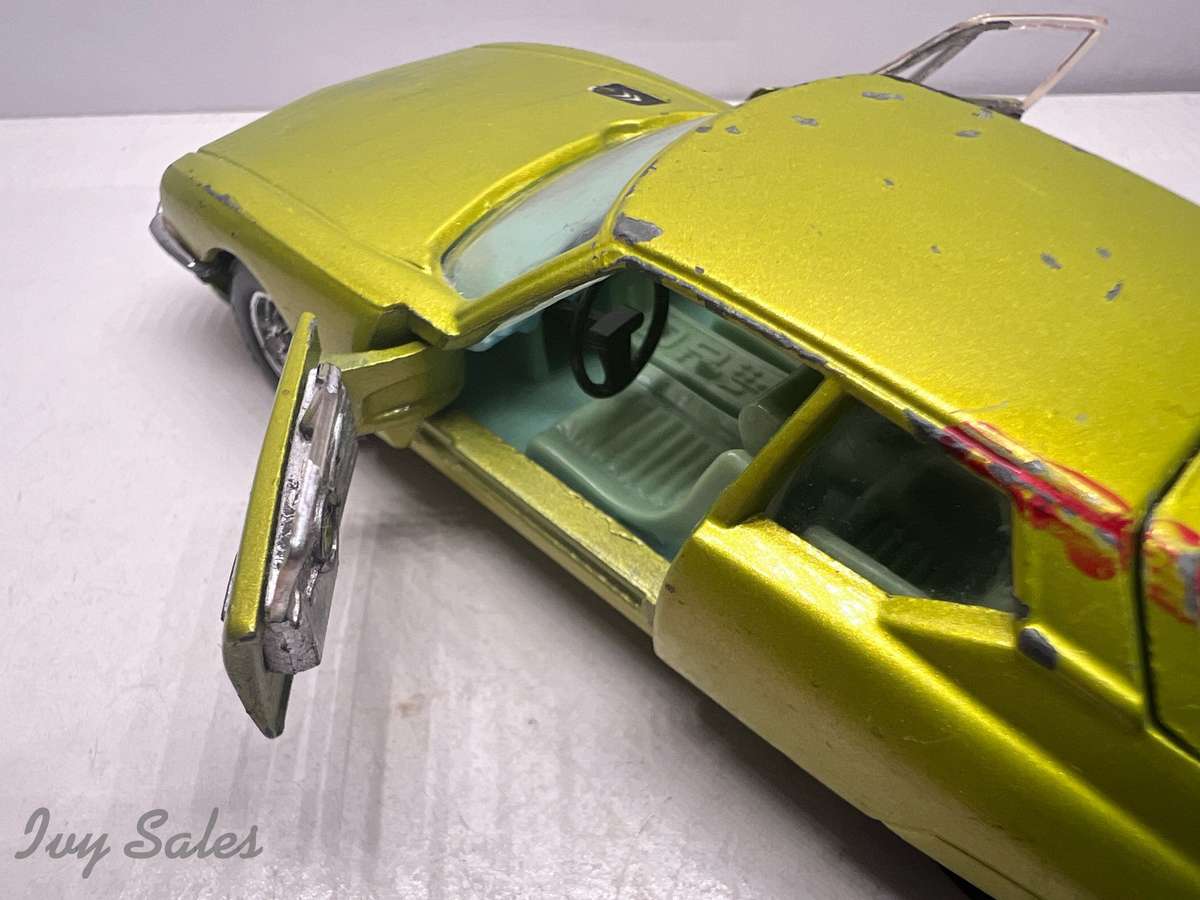 CORGI TOYS WHIZZWHEELS #284 CITROEN SM